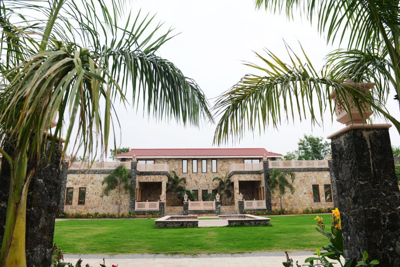 Vikrama Heritage Resort Pavagadh Hālol Exterior foto